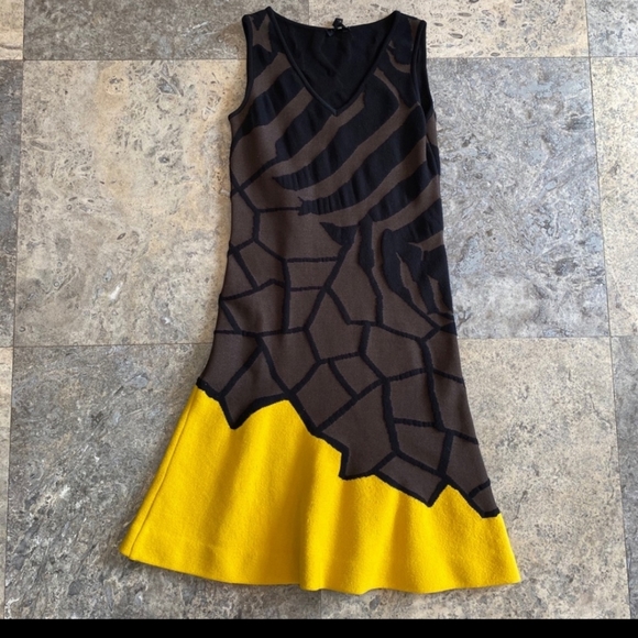 Escada sefgin fantasy dress - Picture 5 of 6